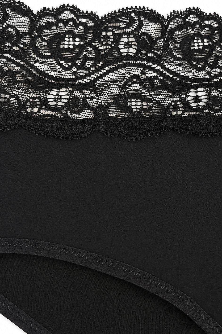 Close-up of the Anthéia lace waistband